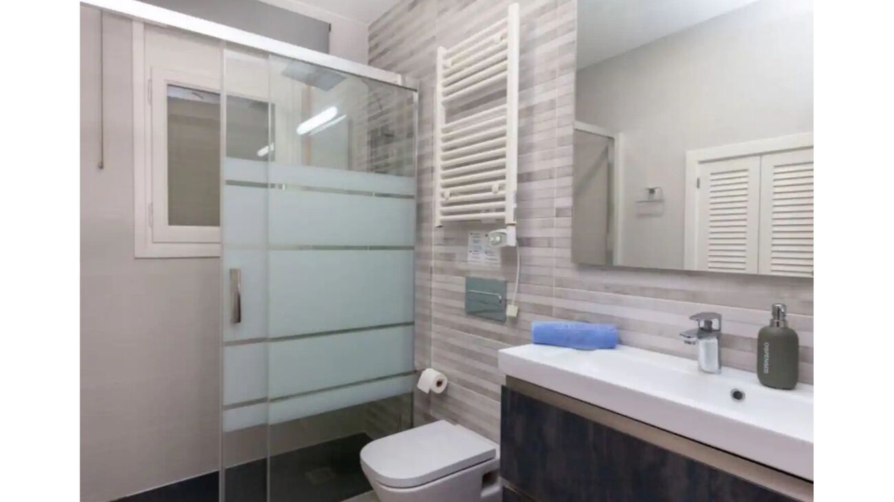 Photo of Bathroom in Les Tres Cales