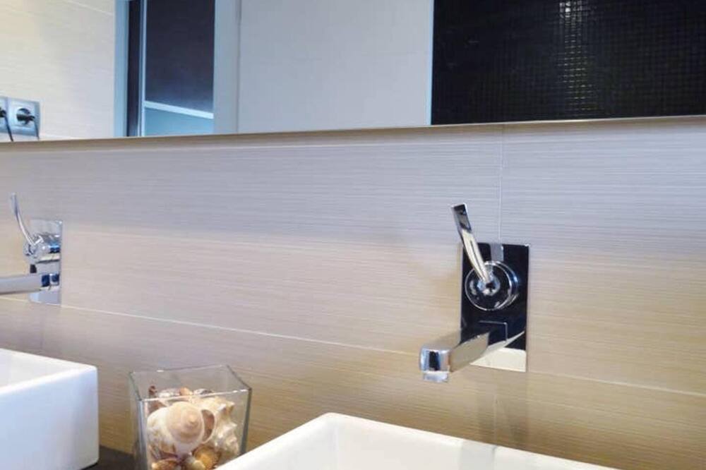 Photo of Bathroom in Canyelles