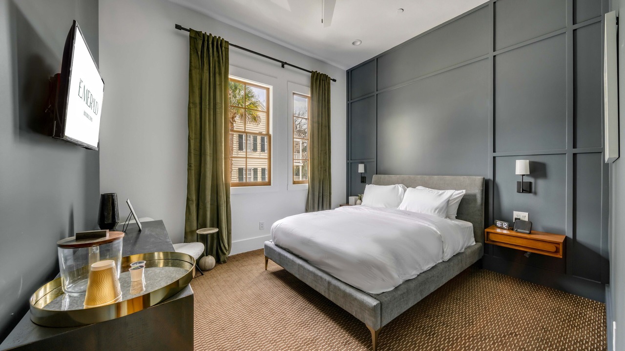Photo of Bedroom in The Point