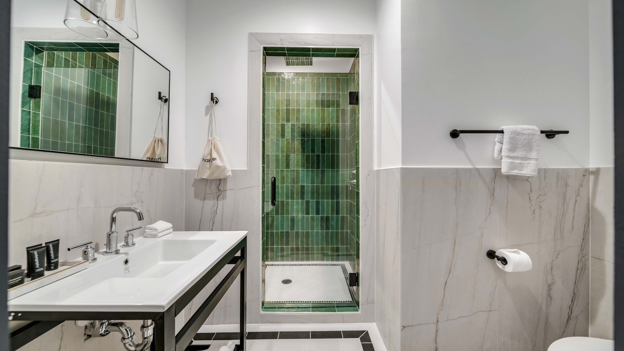 Photo of Bathroom in The Point