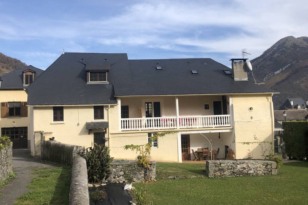 Photo of Outdoor in Bielle