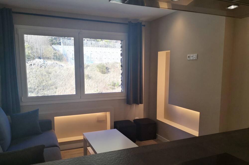 Photo of Livingroom in Incles