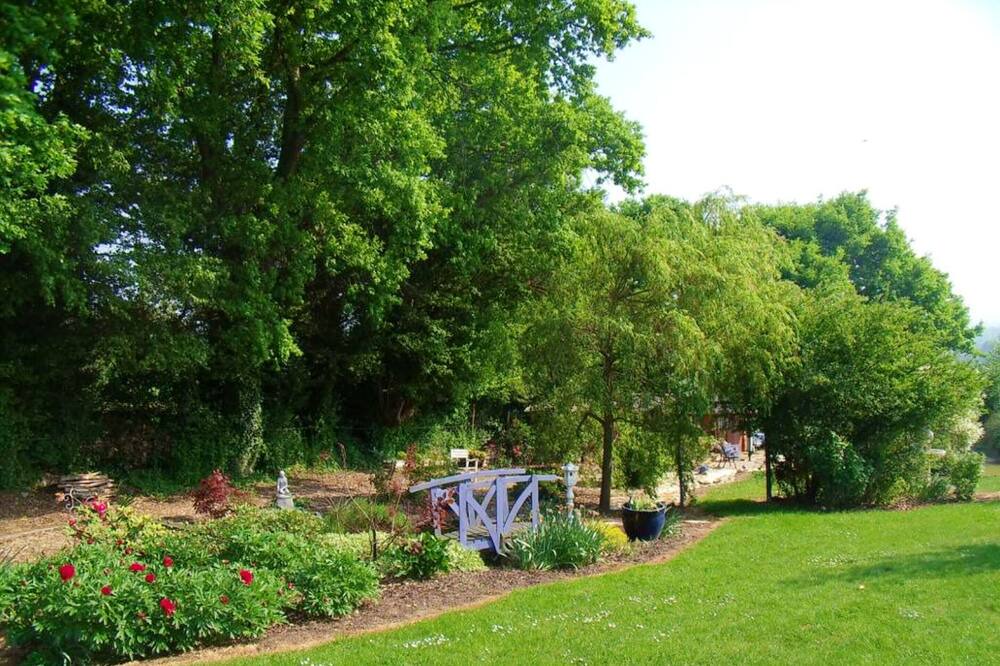 Photo of Outdoor in Les Authieux-Papion