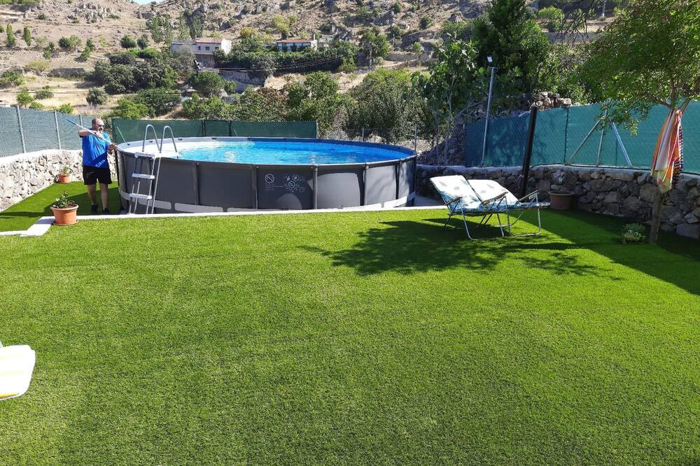 Photo of Outdoor in San Bartolome de Pinares