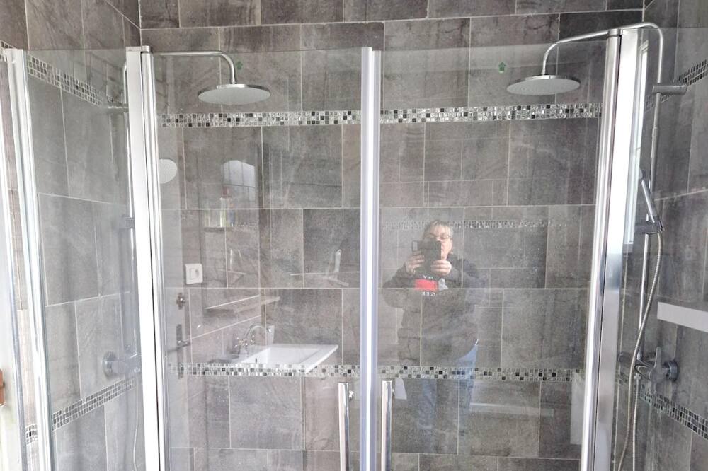 Photo of Bathroom in Berlaimont