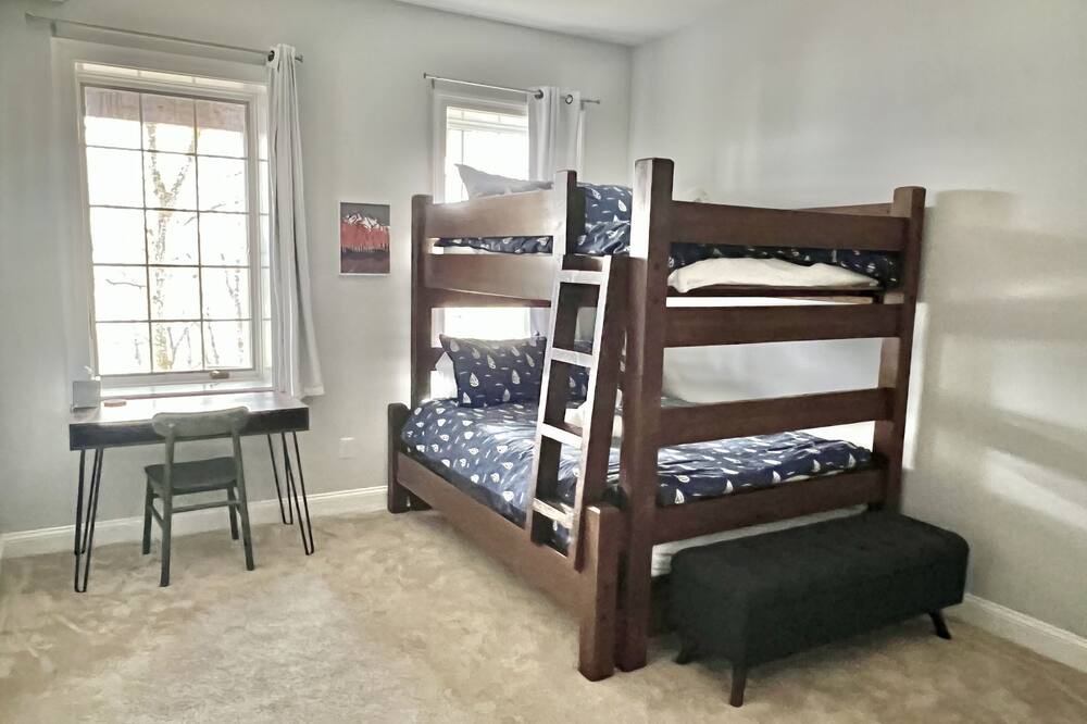 Photo of Bedroom in Town of Lloyd