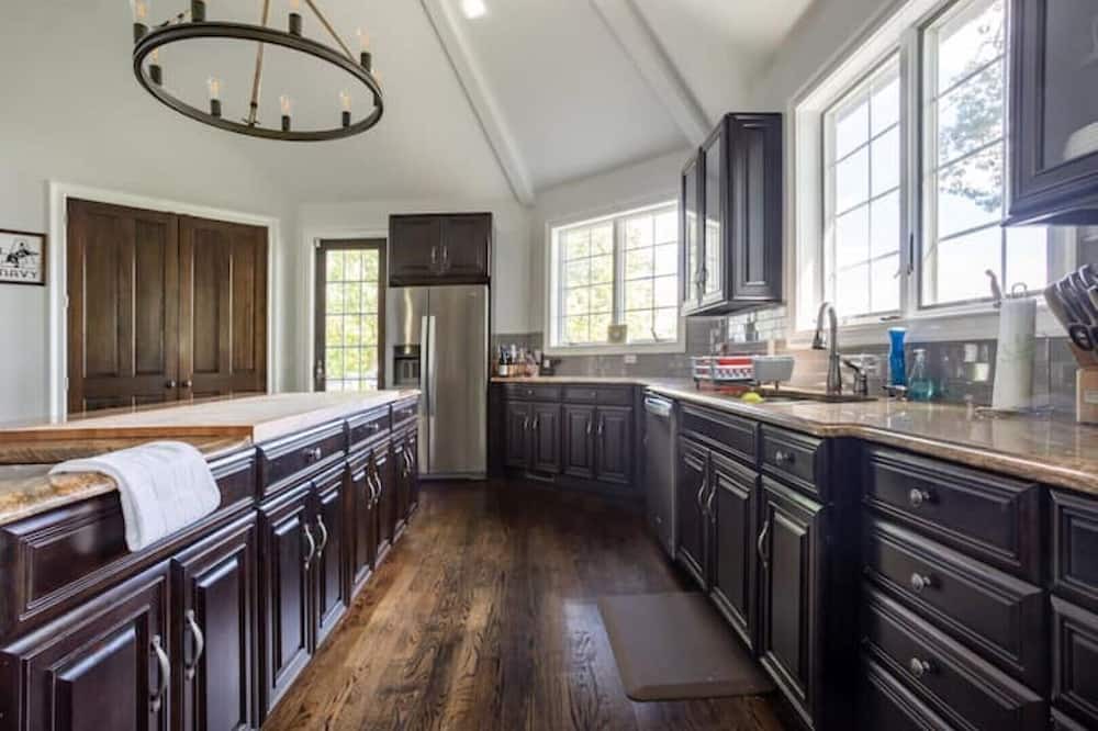 Photo of Kitchen in Town of Lloyd