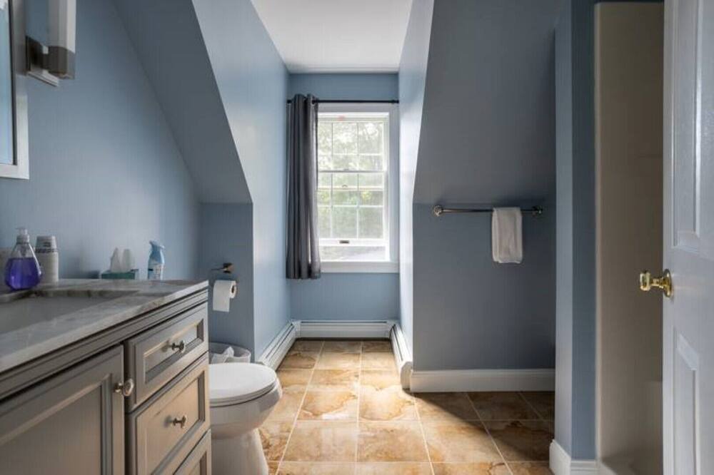 Photo of Bathroom in Town of Lloyd