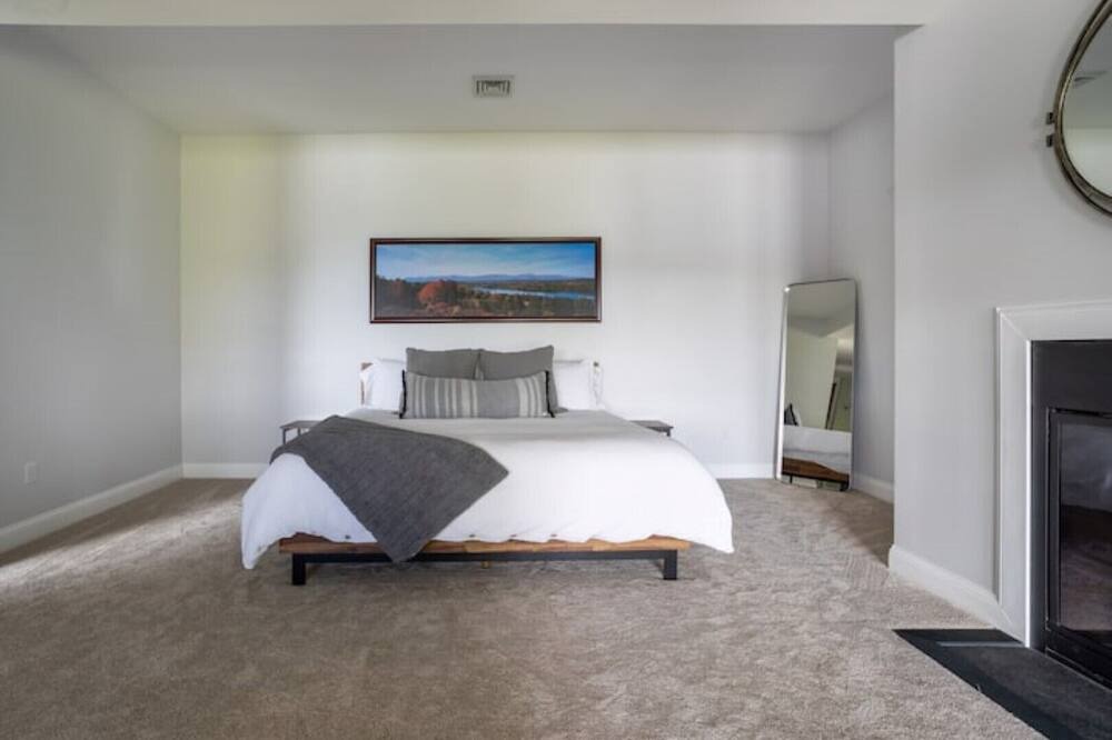 Photo of Bedroom in Town of Lloyd