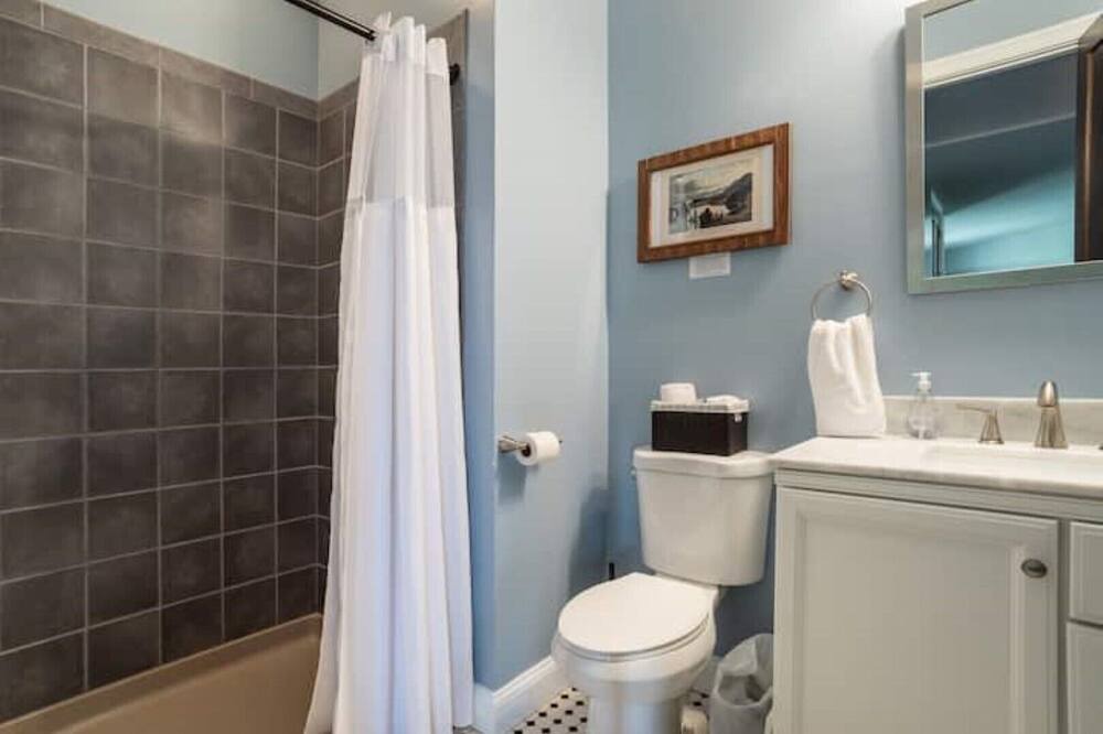 Photo of Bathroom in Town of Lloyd