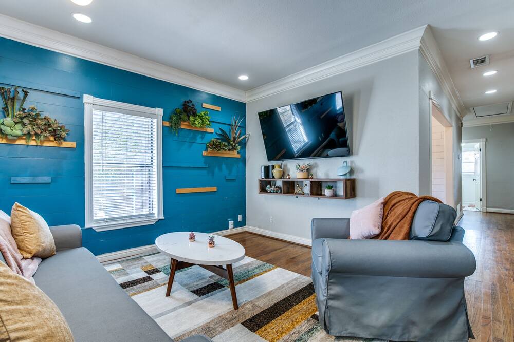 Photo of Livingroom in Rockwall