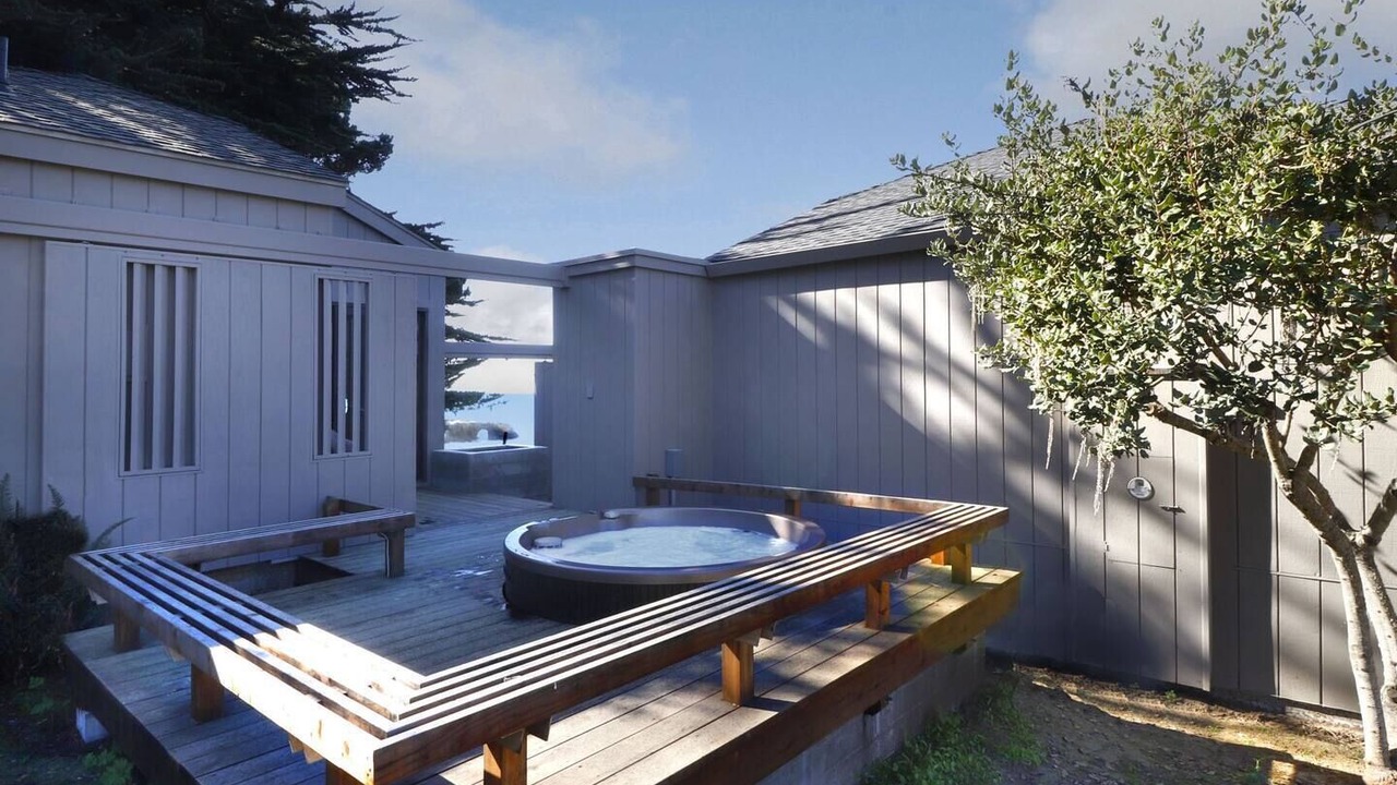 Photo of Outdoor in Occidental