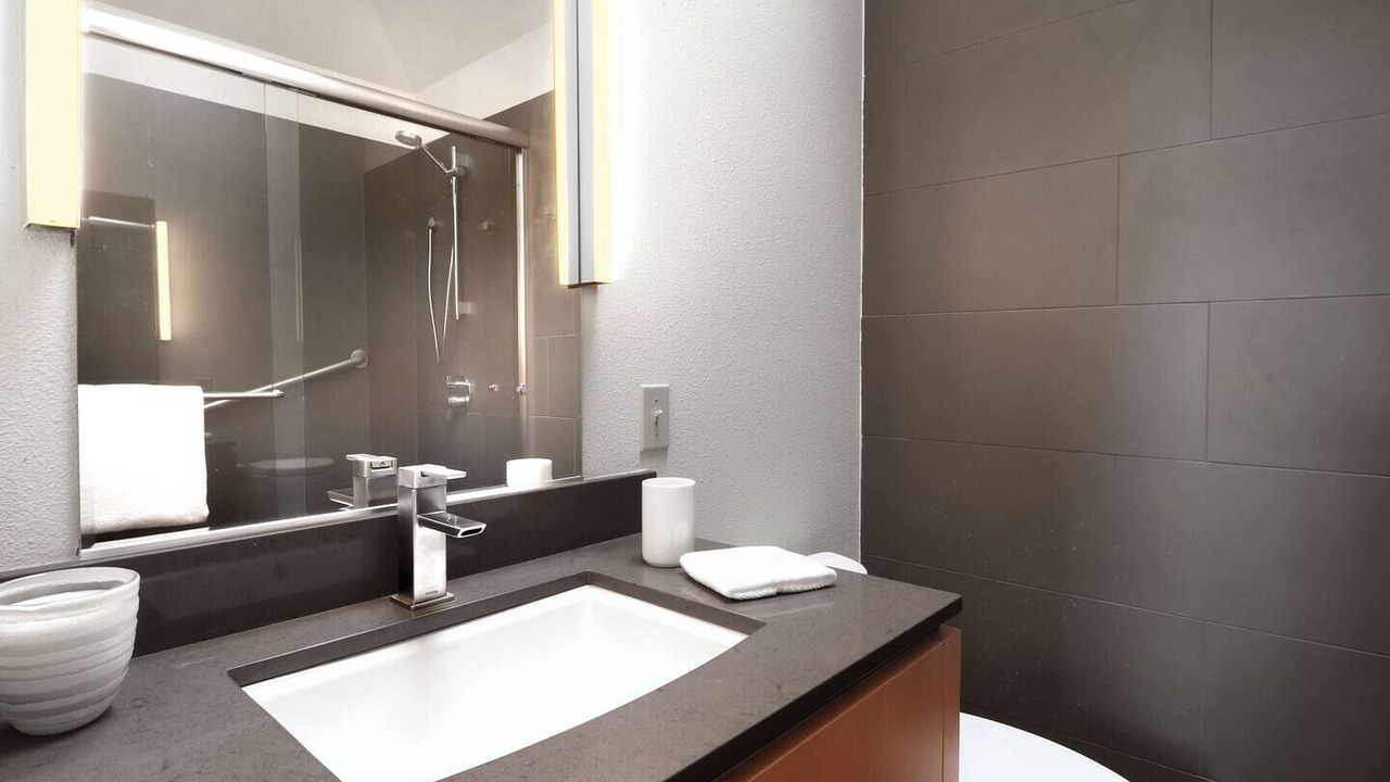 Photo of Others in Occidental