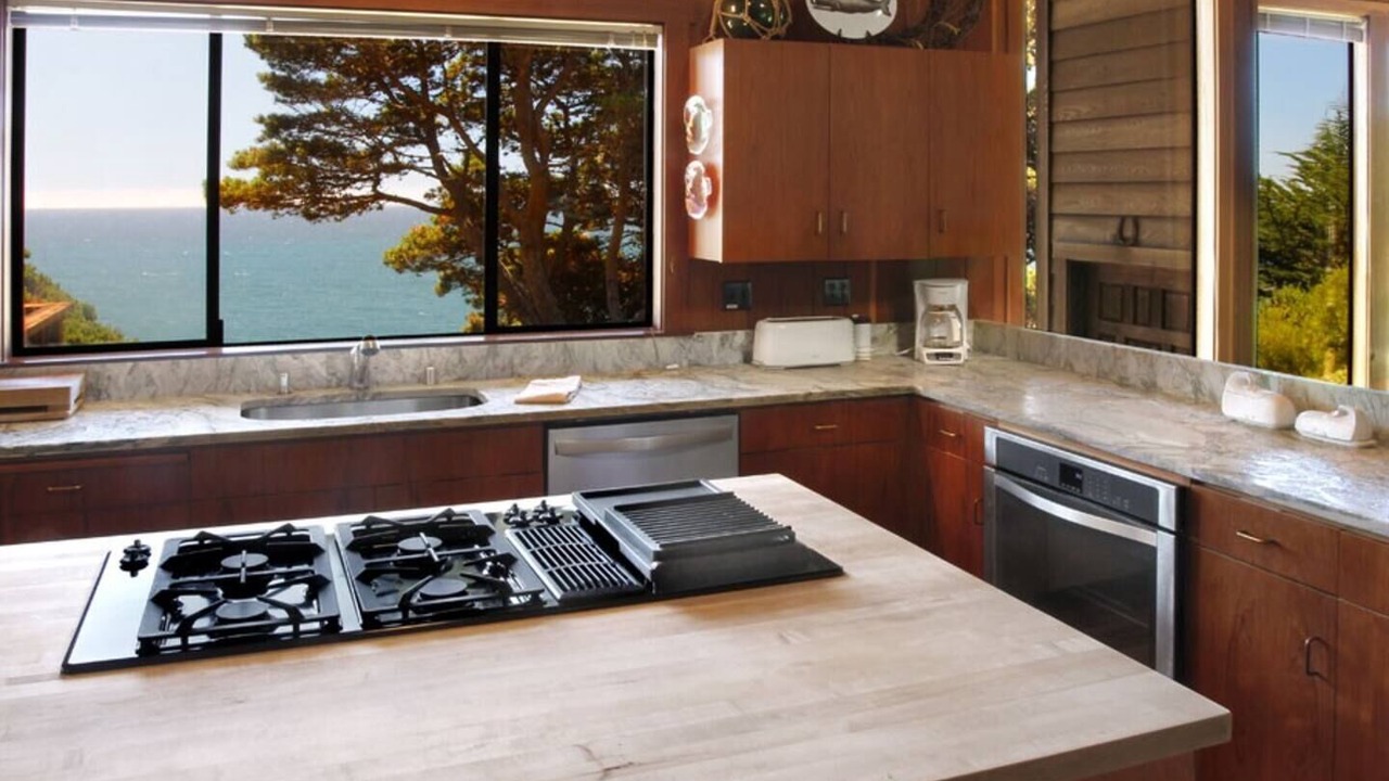 Photo of Kitchen in Jenner