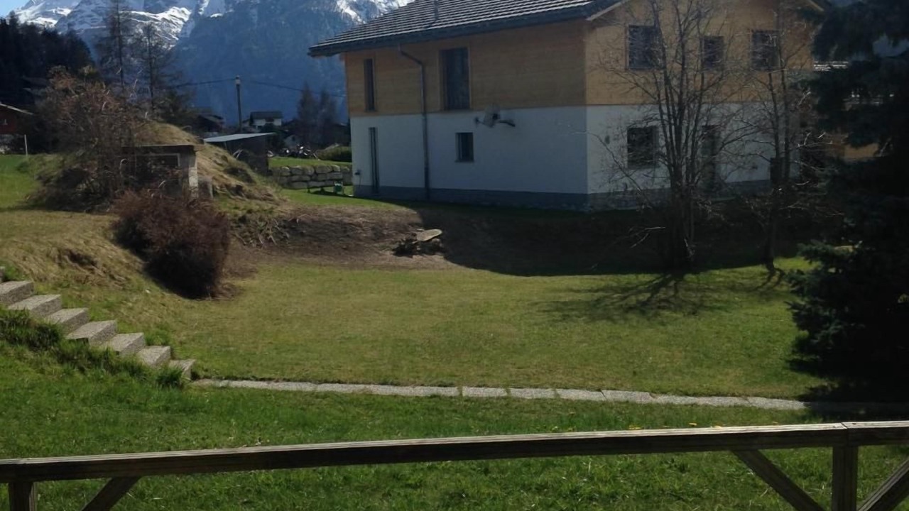 Photo of Outdoor in Graechen