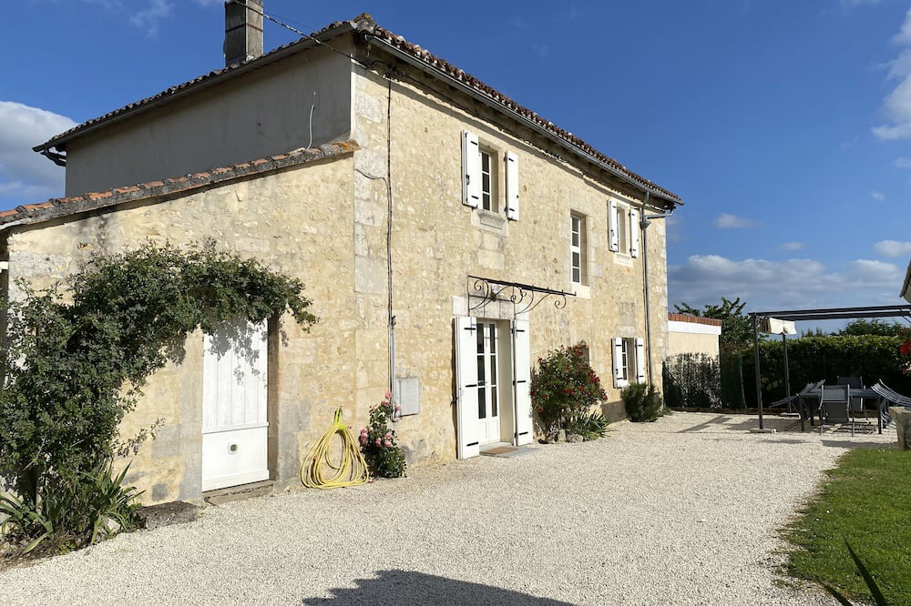 Photo of Outdoor in Marthon