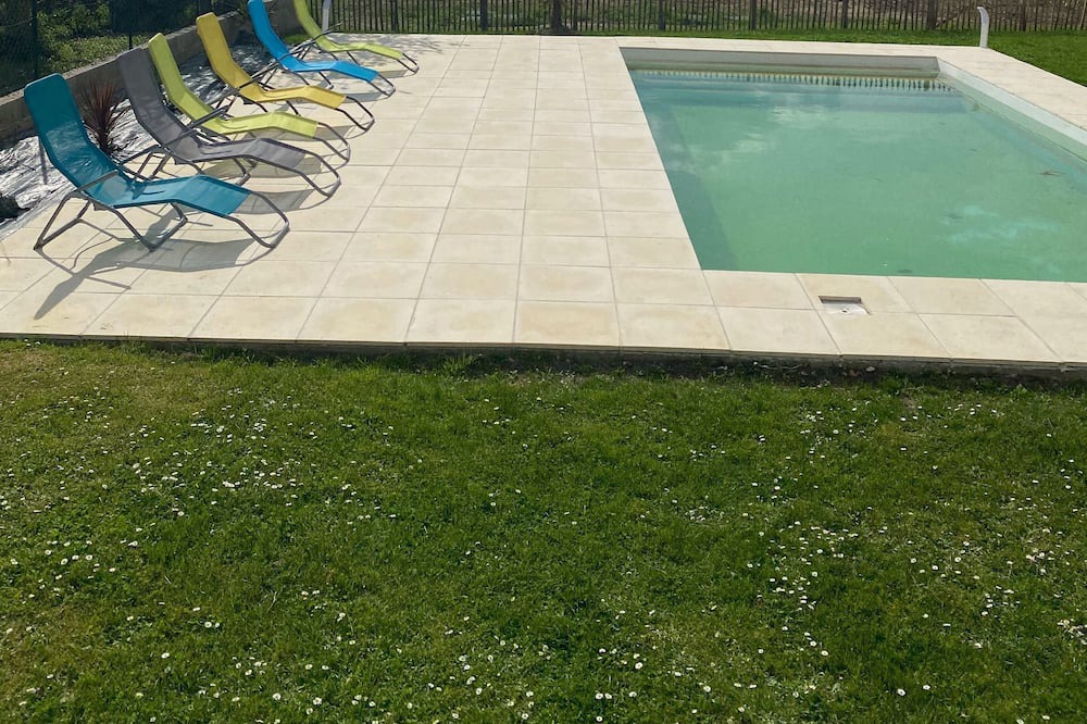 Photo of Outdoor in Marthon