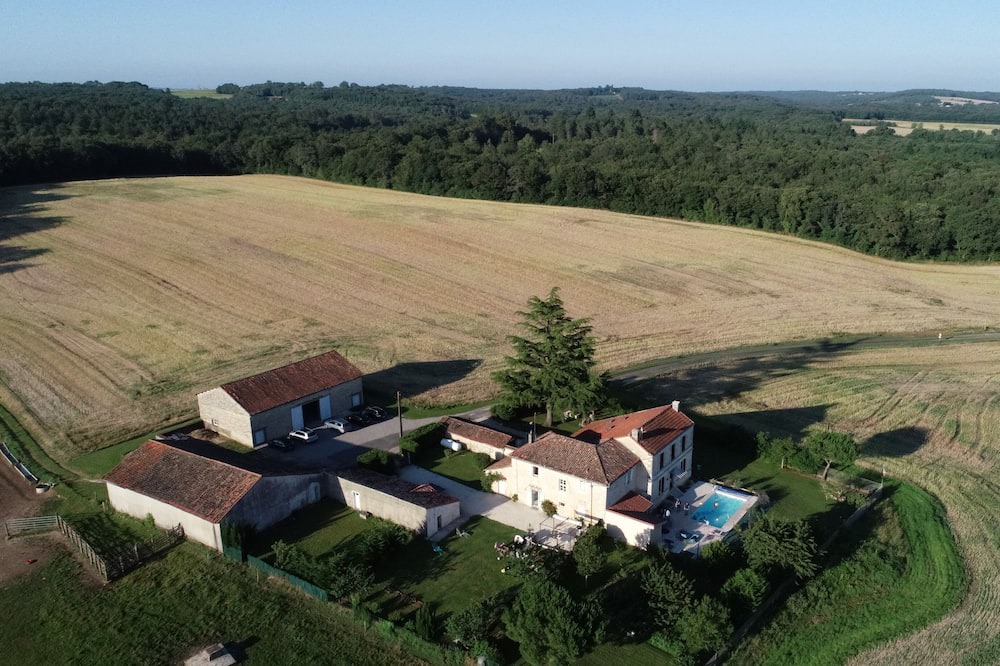 Photo of Outdoor in Marthon