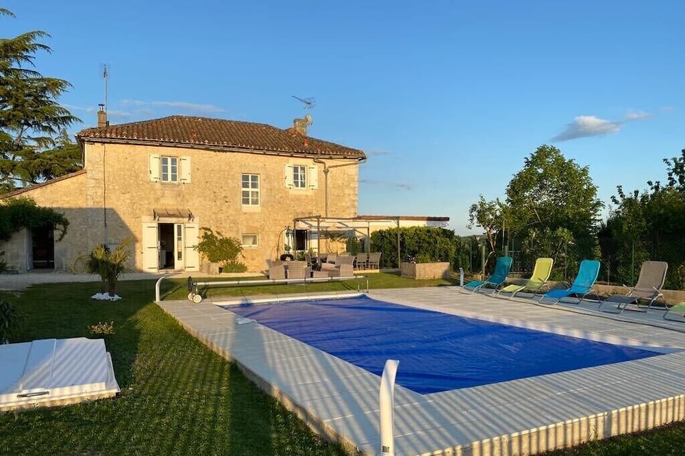 Photo of Outdoor in Marthon