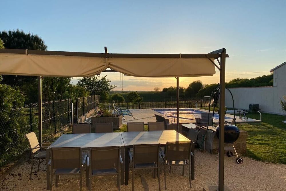 Photo of Patio Balcony in Marthon