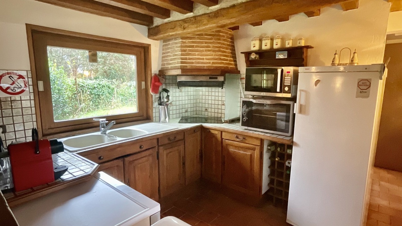 Photo of Kitchen in Saint-Gatien-des-Bois