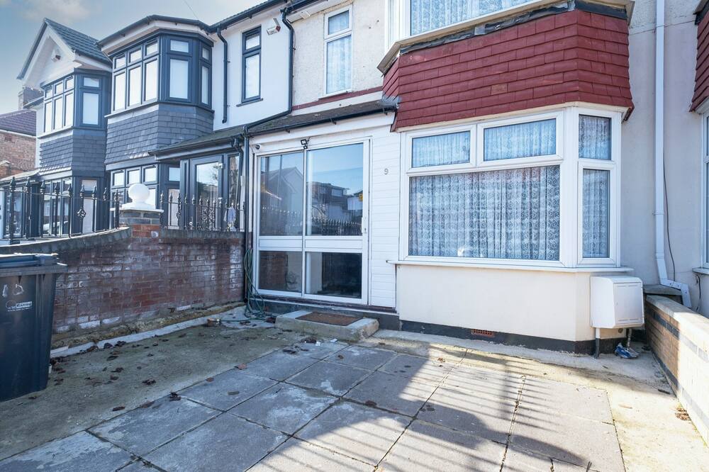 Photo of Others in Norwood Green