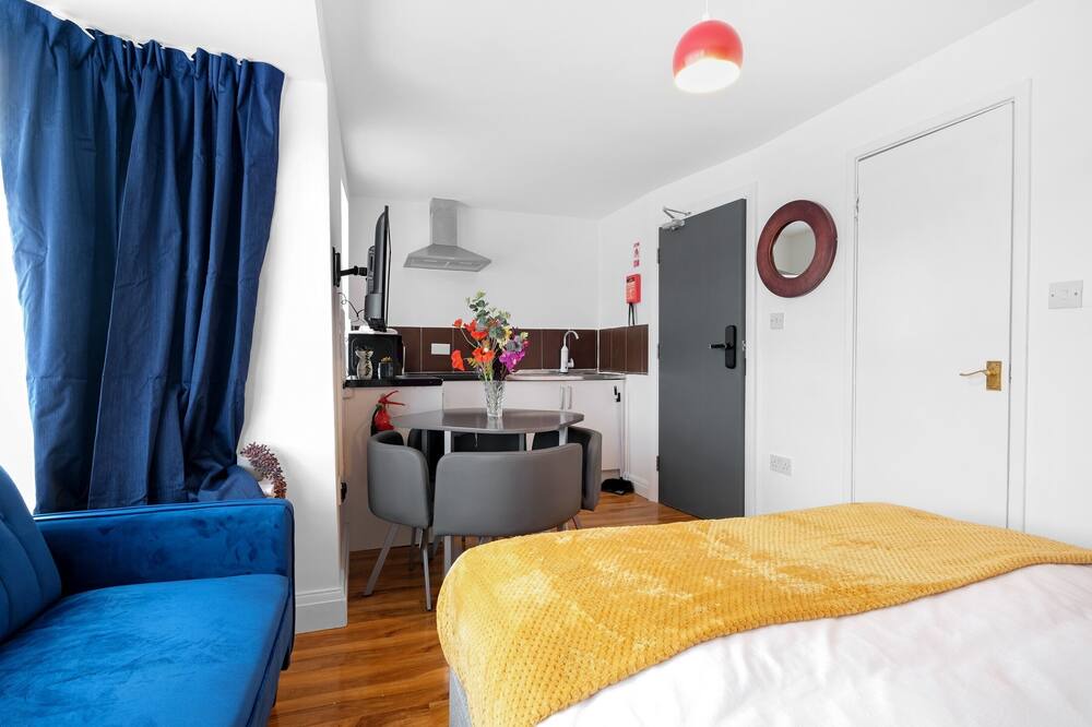 Photo of Bedroom in Norwood Green