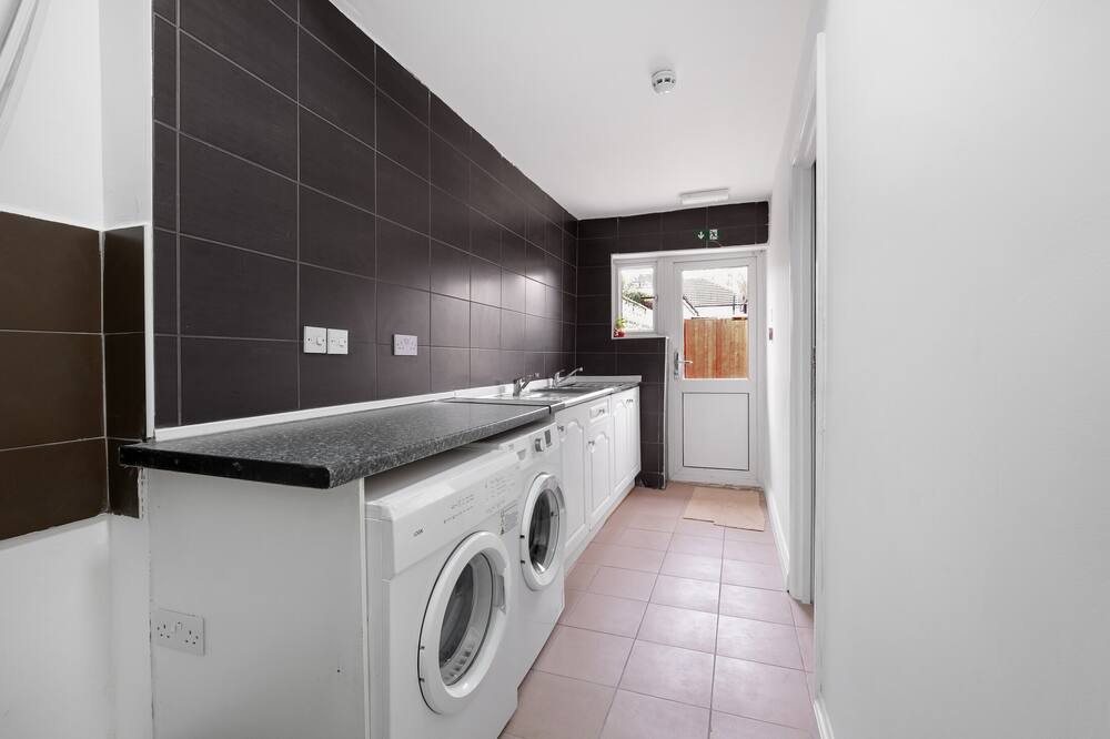 Photo of Others in Norwood Green