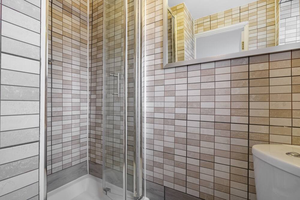 Photo of Bathroom in Norwood Green