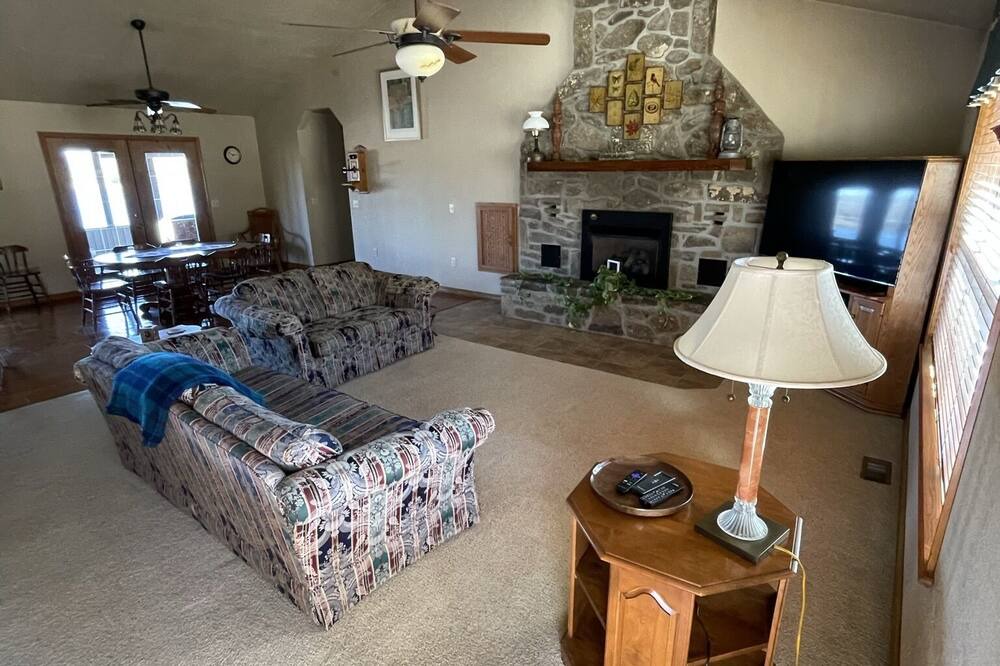 Photo of Livingroom in Horseshoe Bend