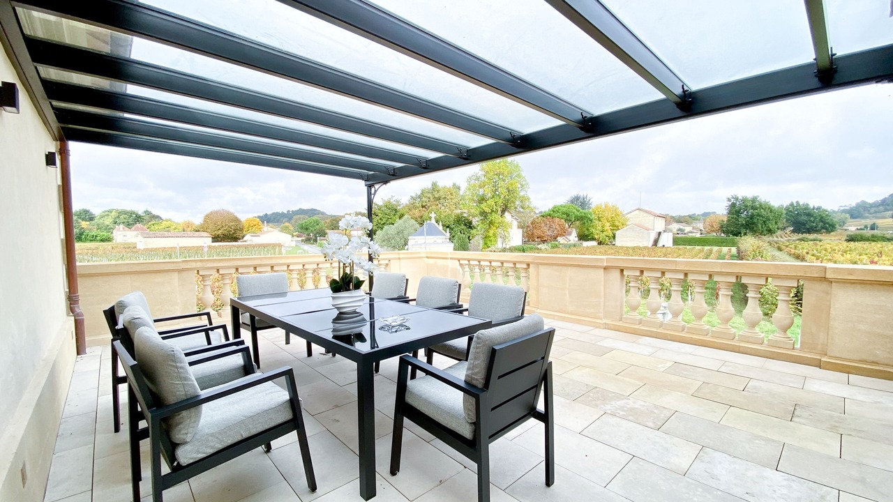 Photo of Patio Balcony in Robins Bay