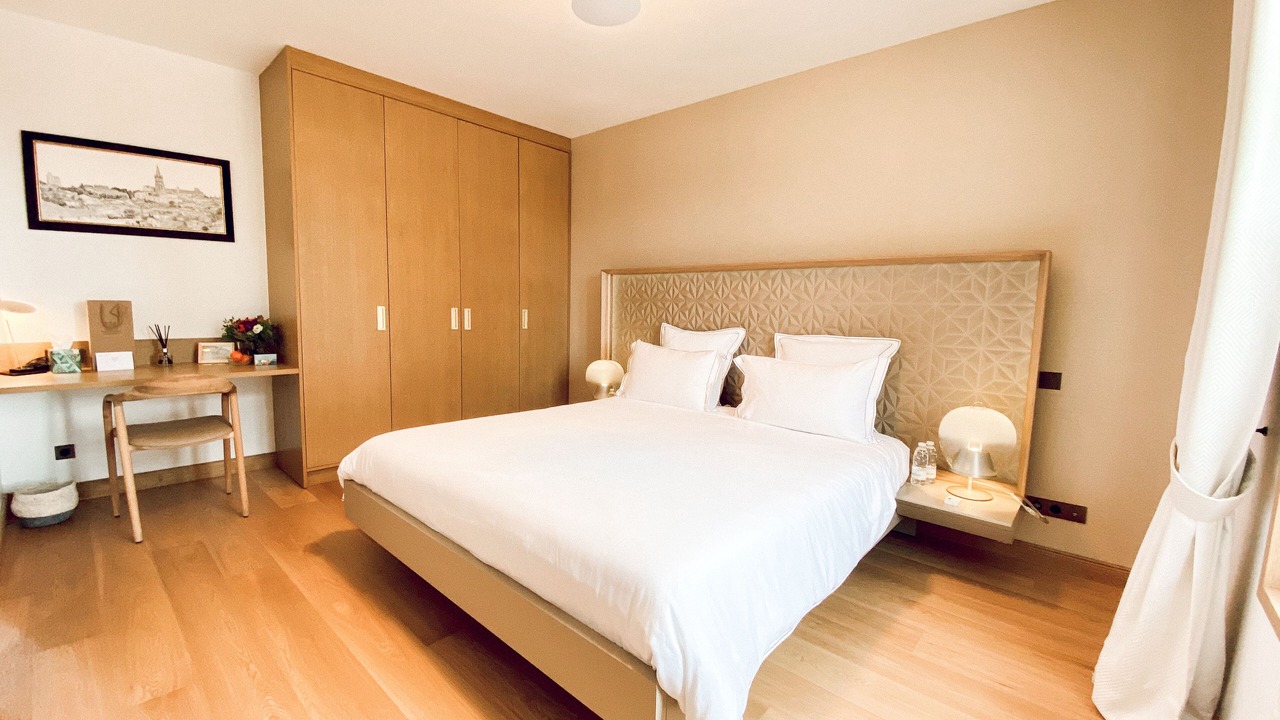 Photo of Bedroom in Robins Bay