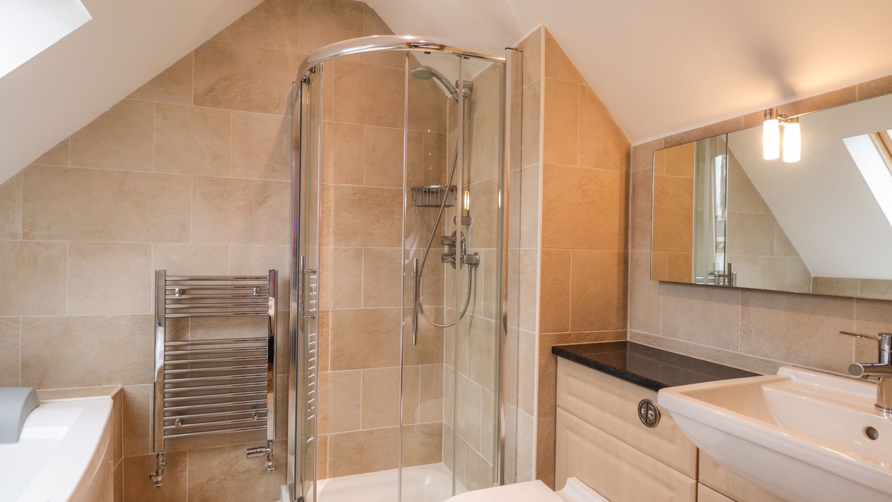 Photo of Bathroom in Elgin