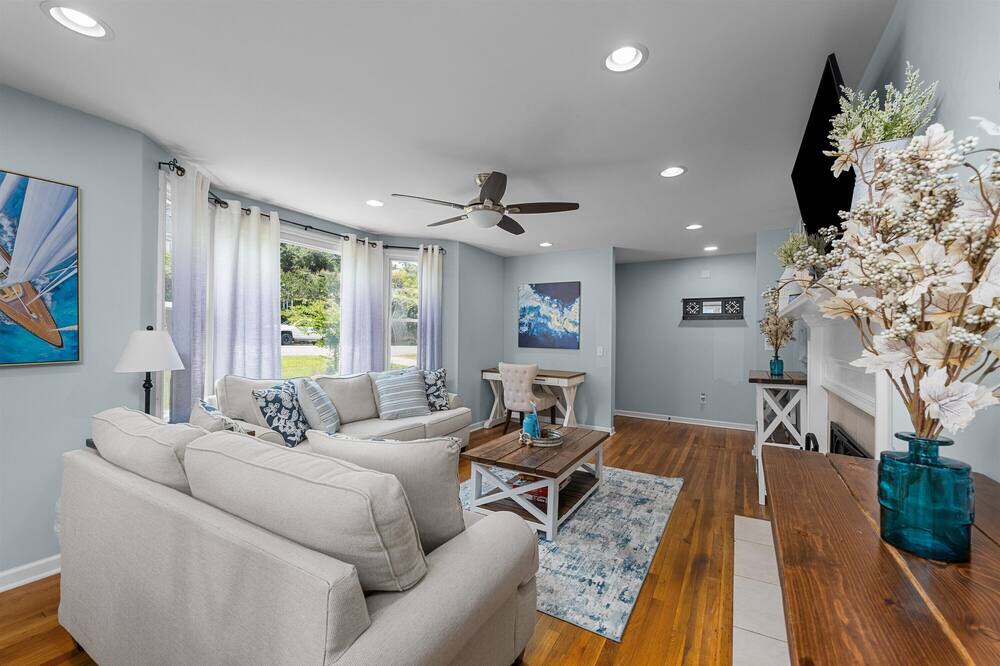 Photo of Livingroom in Harrisburg
