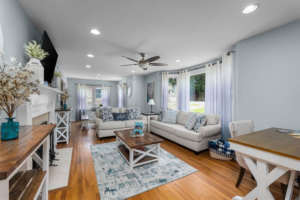 Photo of Livingroom in Harrisburg