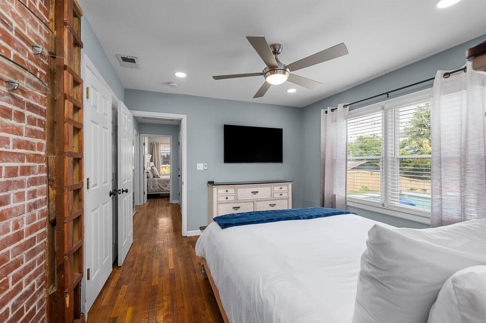 Photo of Bedroom in Harrisburg