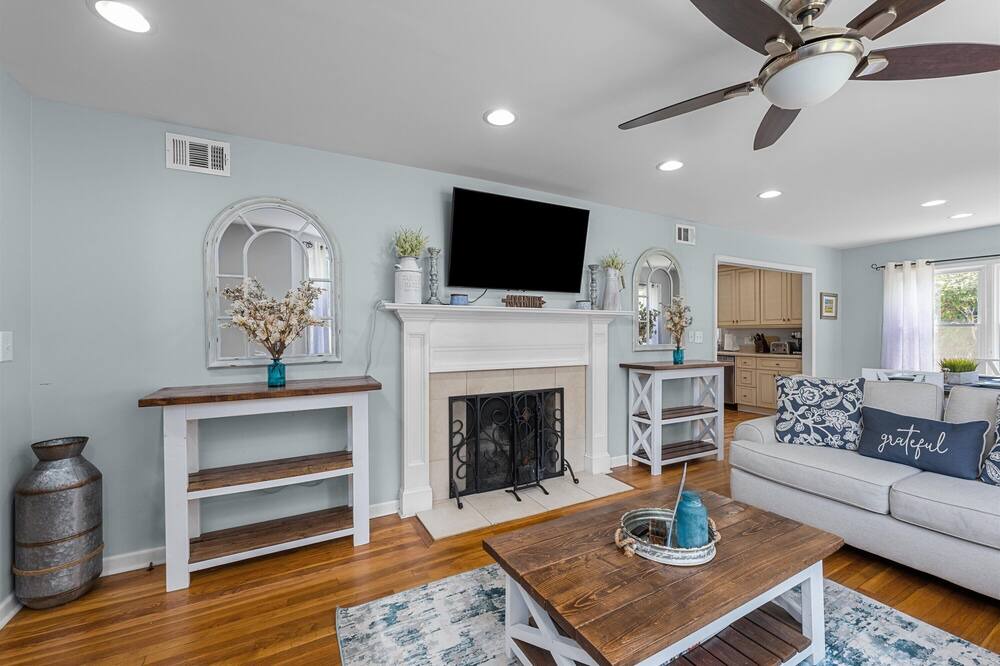 Photo of Livingroom in Harrisburg