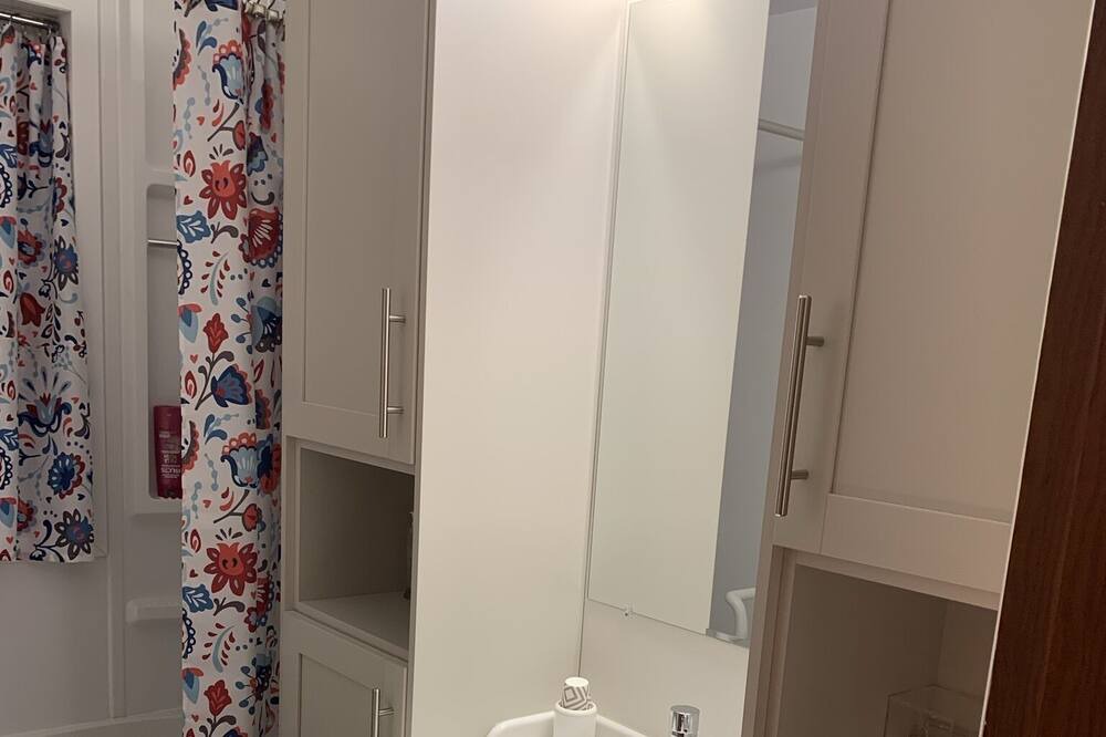 Photo of Bathroom in Grand Lake
