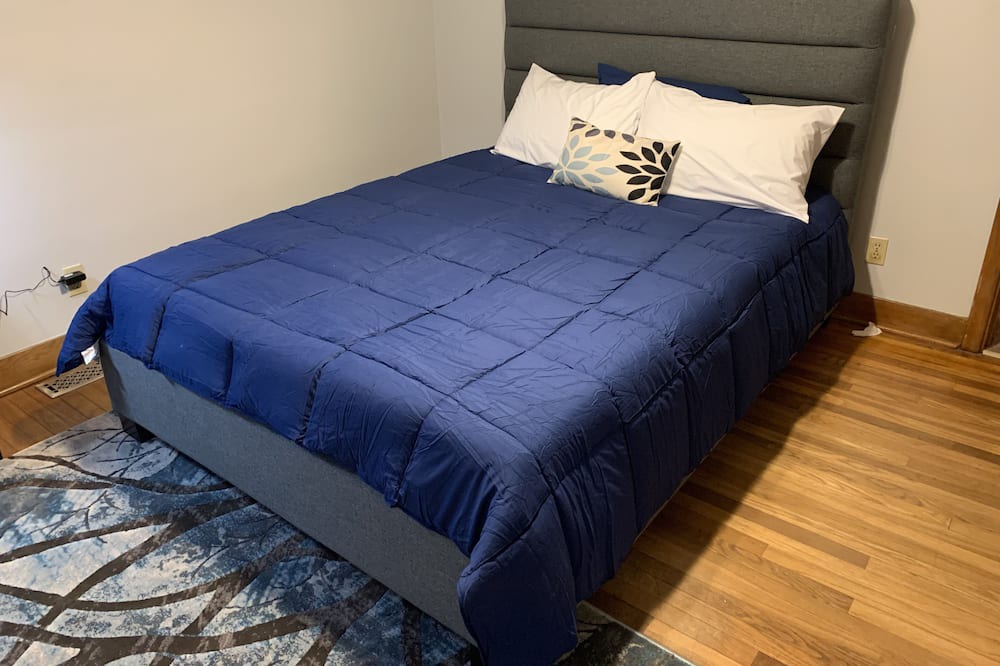 Photo of Bedroom in Grand Lake