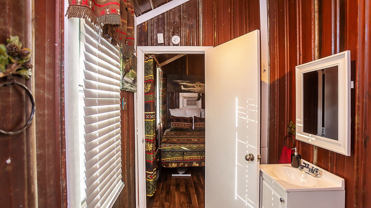 Photo of Bathroom in Benton