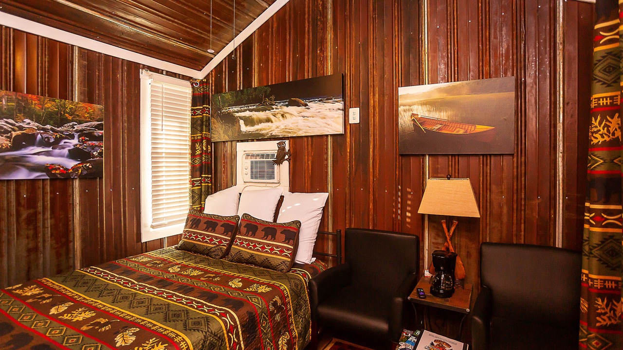 Photo of Others in Benton