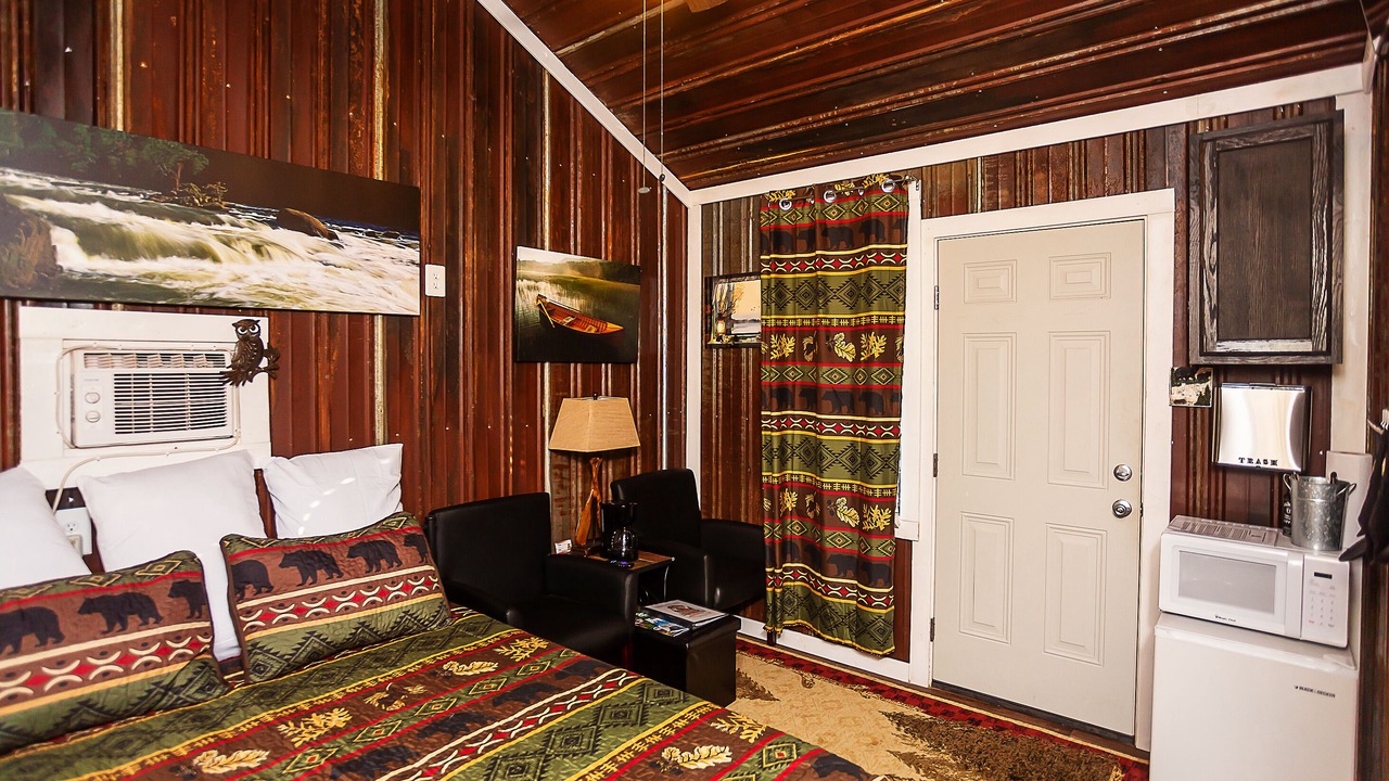 Photo of Others in Benton