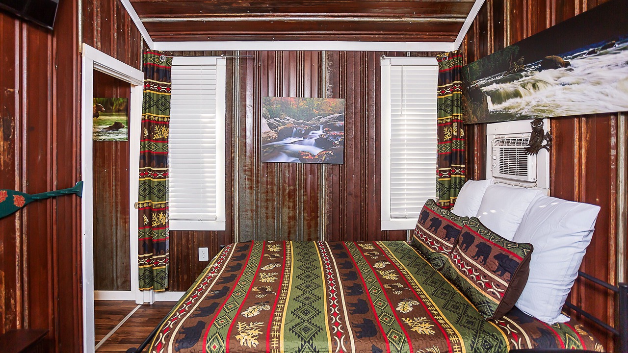 Photo of Others in Benton