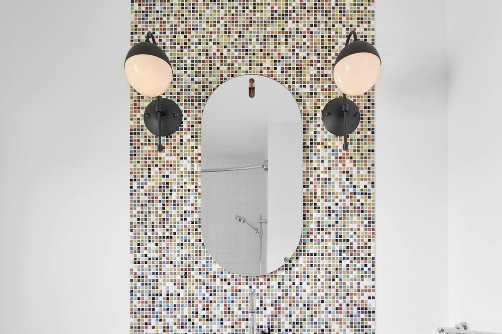Photo of Bathroom in Waupoos