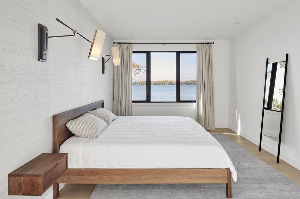 Photo of Bedroom in Waupoos