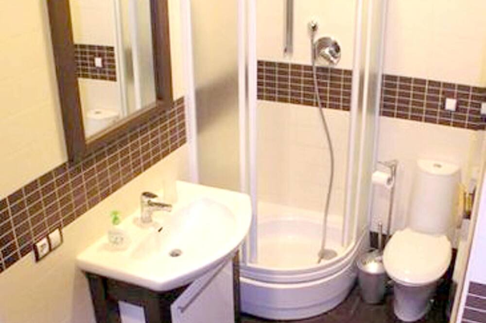 Photo of Bathroom in Lunas