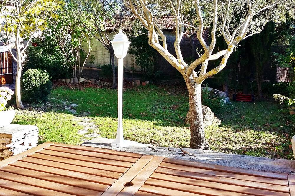 Photo of Outdoor in Revest-des-Brousses