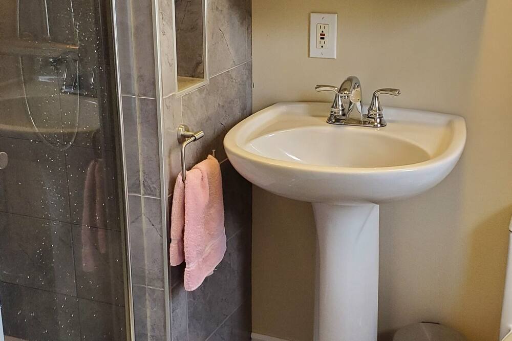 Photo of Bathroom in Grande-Ligne