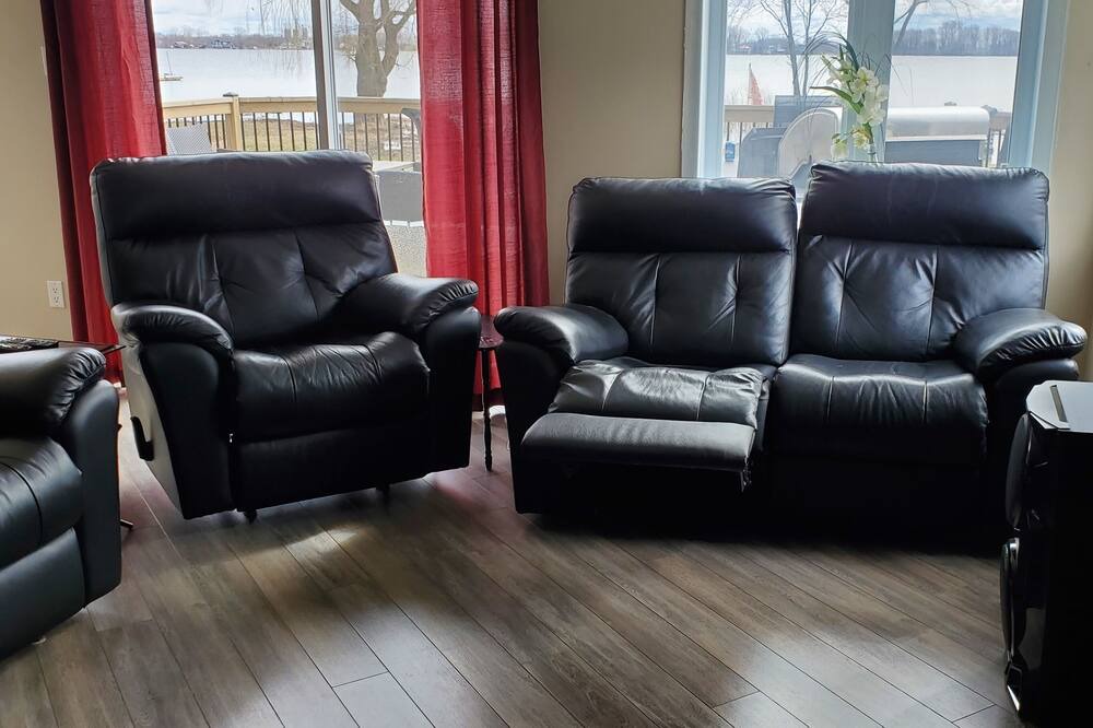 Photo of Livingroom in Grande-Ligne