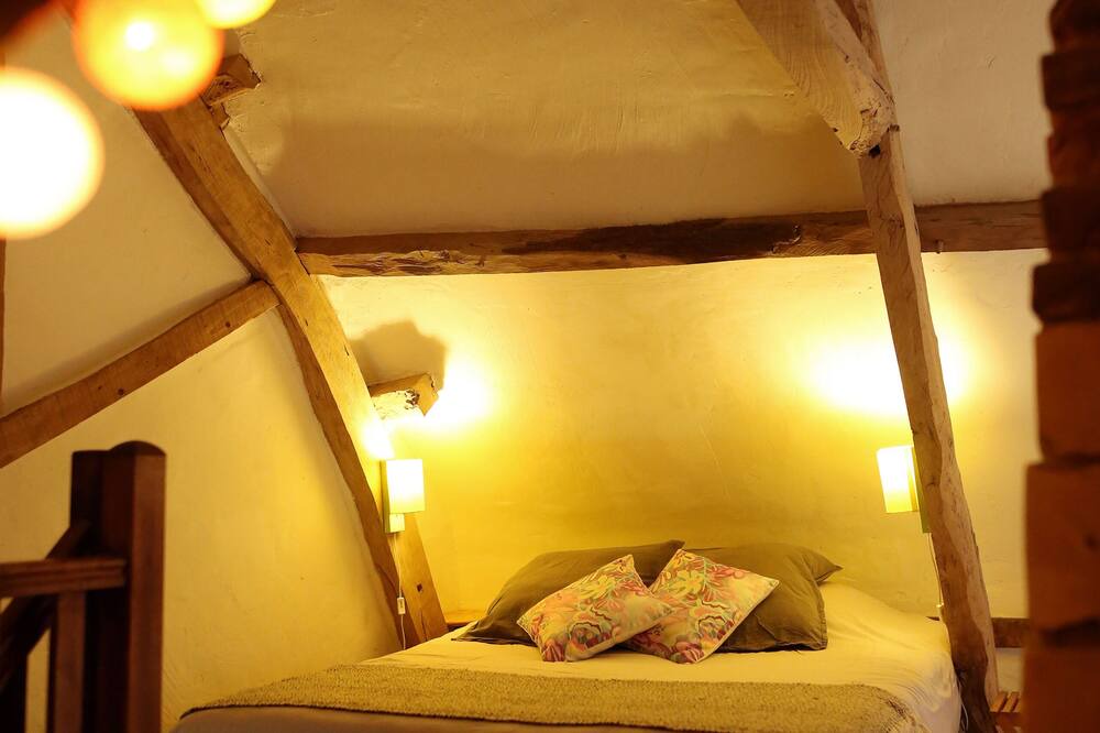 Photo of Bedroom in Attin